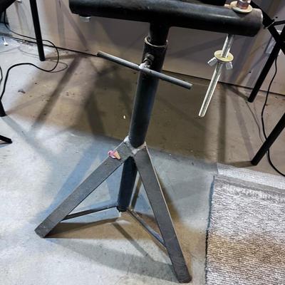 Tripod Tool Stand Shop Helper