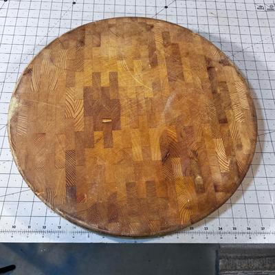 18" Diameter by 2" Deep Cutting Board 