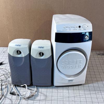 Computer Speaker Set With Powered Subwoofer