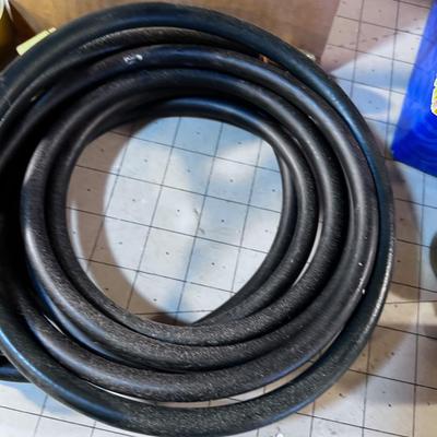 2 Pressure Regulators 