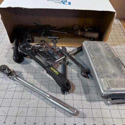 Socket Wrenches and socket Set.