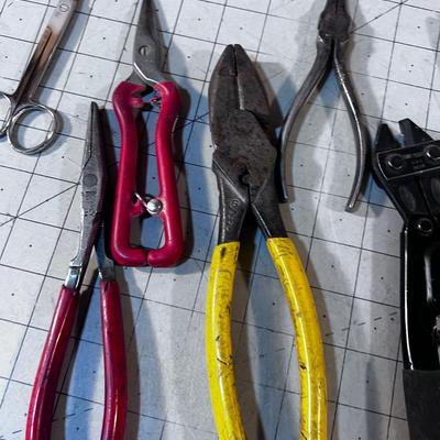 Plyers and Side Cutters 