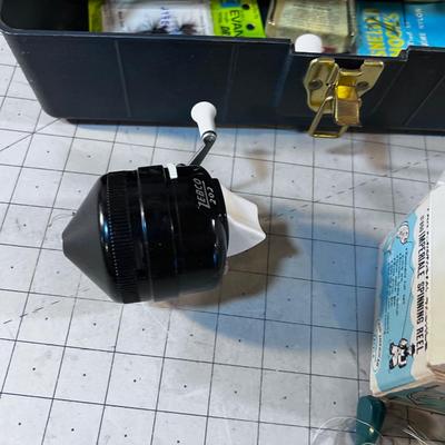 2 Fishing Tackle with 2 Reels 