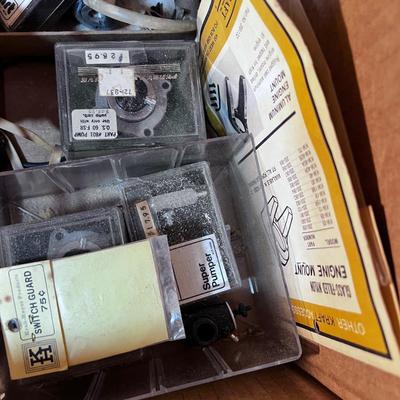 RC Plane Engine Bits and Pieces with3 Engines that are empty. 
