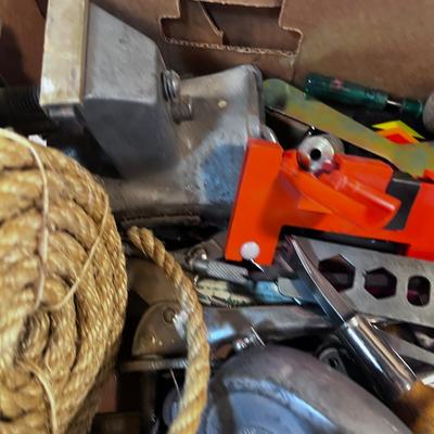 Tray of TOOLS Vice, Chalk Line, Dowl Jig
