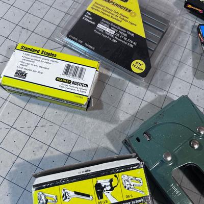 Staple Gun with Lots of Staples 
