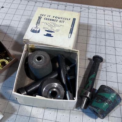 Grommet Kit 