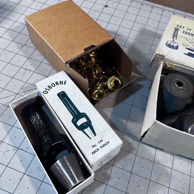 Grommet Kit 