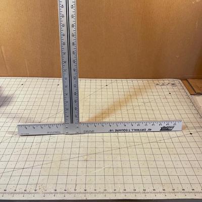 48" Dry Wall Square