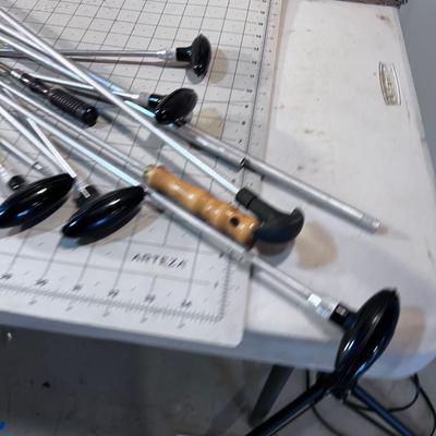 Gun Cleaning Rods, Lots Mostly Aluminum 