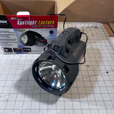 Spot Light Lantern with RE-chargeable Battery
