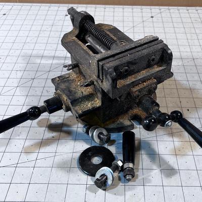 Adjustable Drill Press Vice 