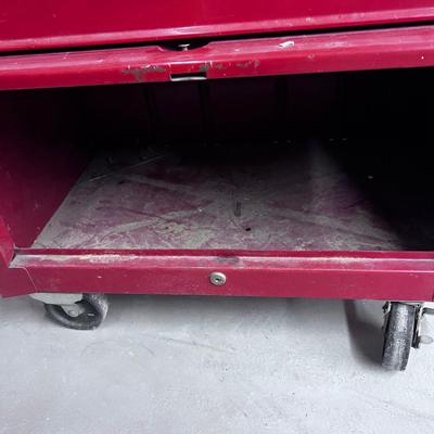 RED Cornwell Rolling Tool Box