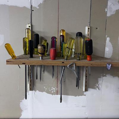 Lot of Screw Drivers