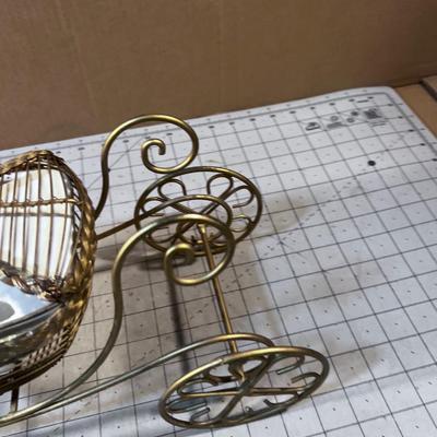 Wire Planter with Ceramic Insert Cinderella Carriage