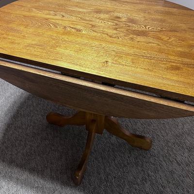 Table OAK 