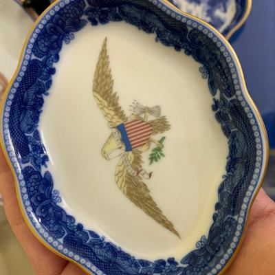 Commissioned Mottaheteh Porcelain Decorative China Lot