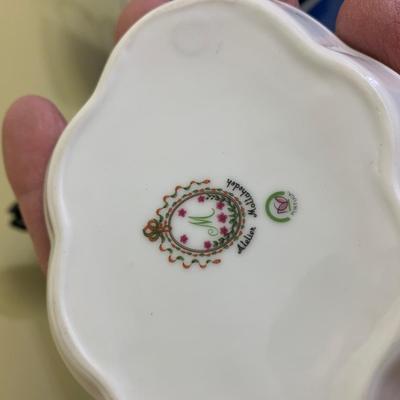 Commissioned Mottaheteh Porcelain Decorative China Lot