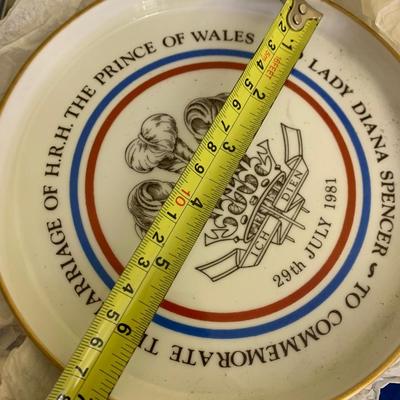Royal Coronation China Plates / Mugs Collection