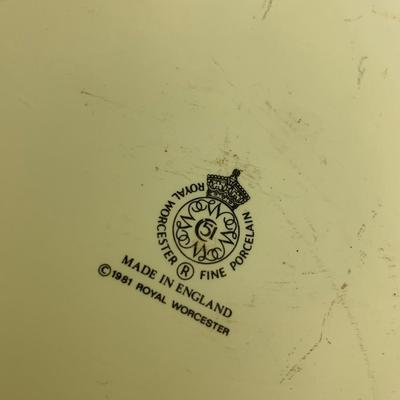 Royal Coronation China Plates / Mugs Collection