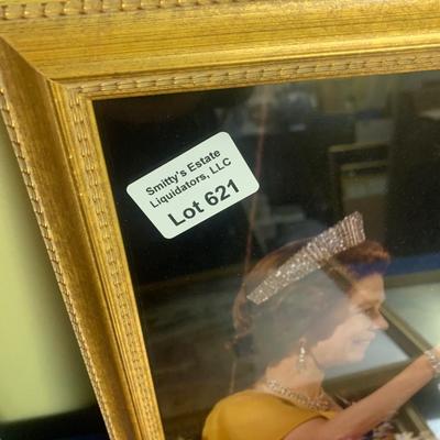 President Gerald Ford Queen Elizabeth Framed Photos Lot