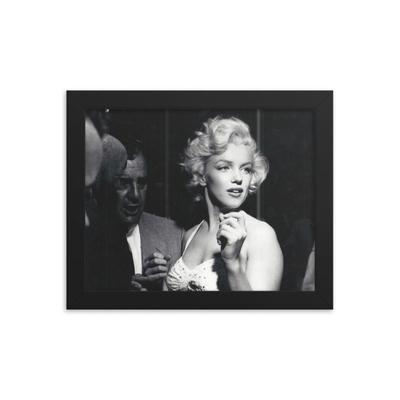 Marilyn Monroe photo framed reprint
