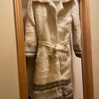 1970s Eider knit long 100% wool coat