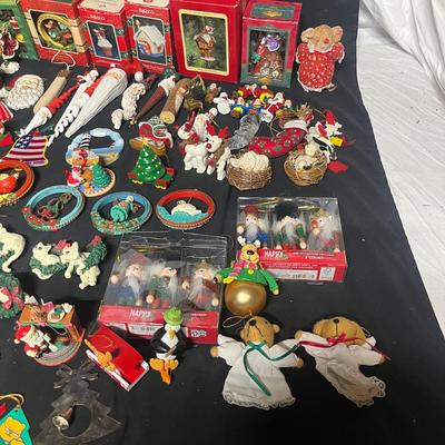 Plethora of Christmas Ornaments (BS2-MG)