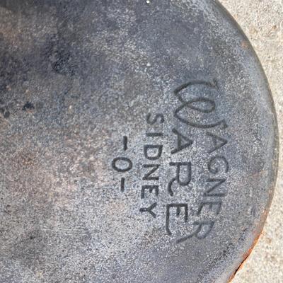 2 Cast Iron skillets