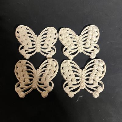 Plastic Butterflies (BS1-MG)