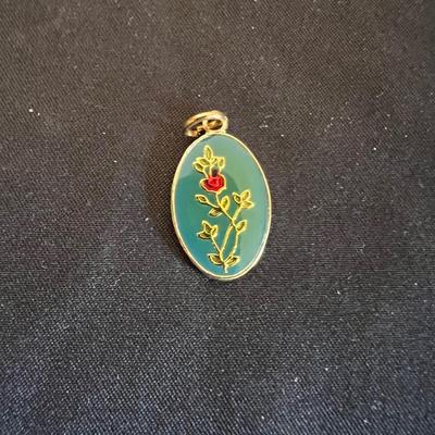 Bold & Gold: 60+ Pieces of Jewelry (B3-RG)