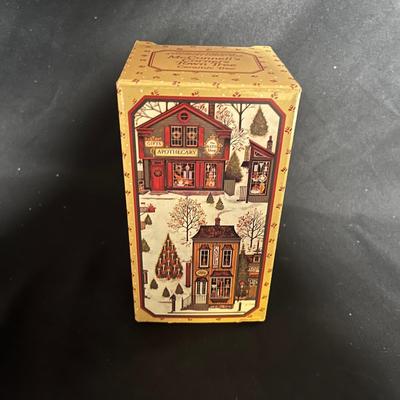 Reindeer, Plates & More Christmas Decor (BS2-MG)