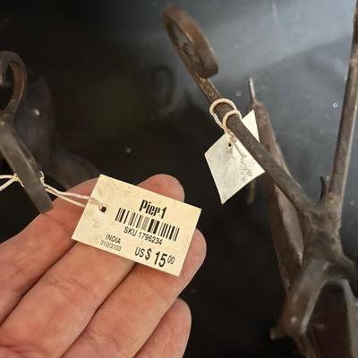 Reindeer, Plates & More Christmas Decor (BS2-MG)