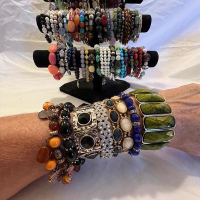 Sixty Plus Bangles With Stand (B3-RG)