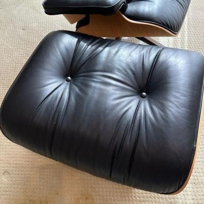 Lot 2 Eames Herman Miller Lounge Chair and Ottoman Genuine Leather Armchair