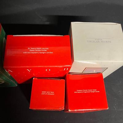 Hallmark, Avon, Ceramic Figurines & More Christmas Decor (BS2-MG)