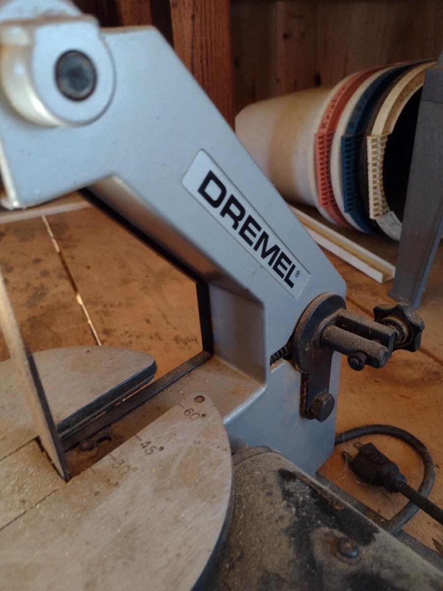 Sold at Auction: Black & Decker sander & Dremel tool; not