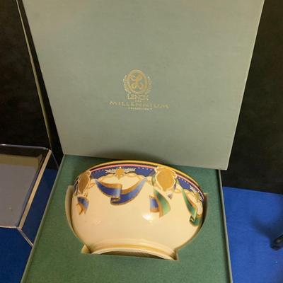Lenox Millennial Large Decorative Bowl Mint In Original Box w/ Cert of Authenticity 1/1000
