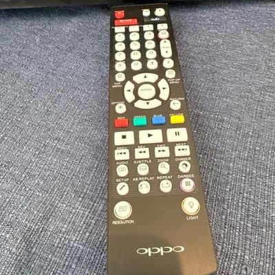 Lot 12 Oppo Blu-ray Disc player BDP â€“ 105D