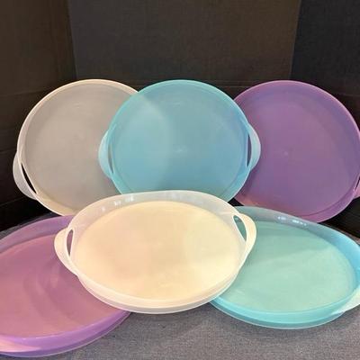 Lot 70 Furio plastic trays