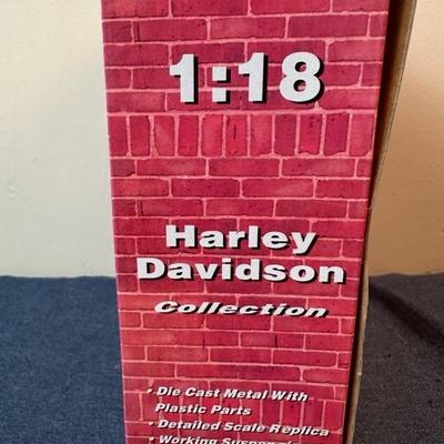 Lot 29 Maisto Die Cast Harley Davidson Set