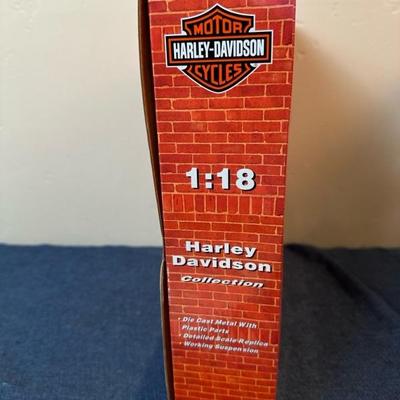 Lot 30 Maisto Die Cast Harley Davidson Set