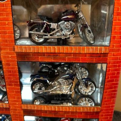 Lot 30 Maisto Die Cast Harley Davidson Set