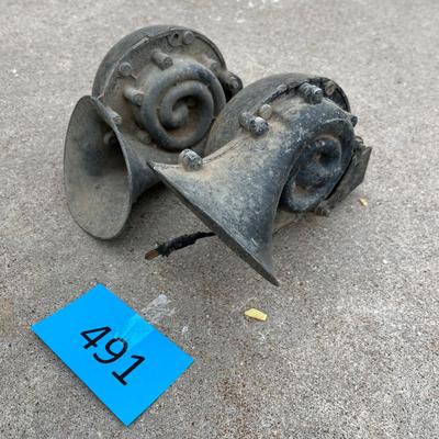 Car horns