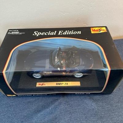 Lot 96 Maisto Die Cast Car 1:18 scale