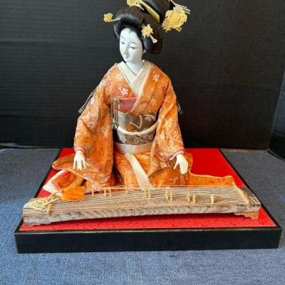 Lot 79 Japanese doll