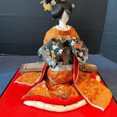 Lot 79 Japanese doll