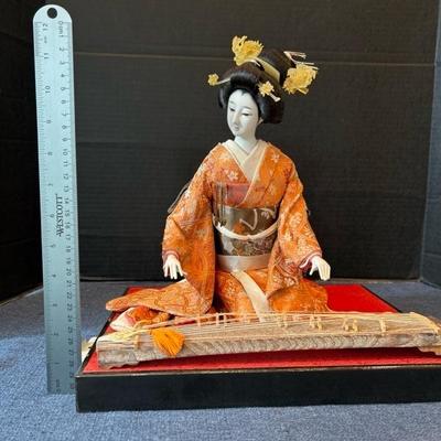 Lot 79 Japanese doll