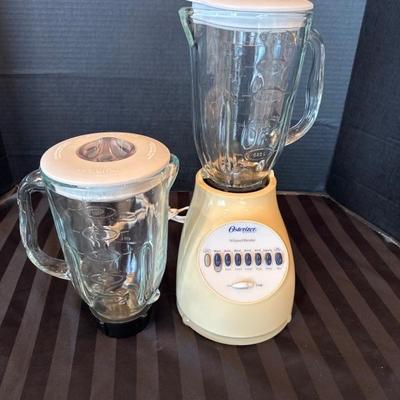 Lot 85 kitchen items