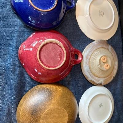 Lot 86 kitchen items